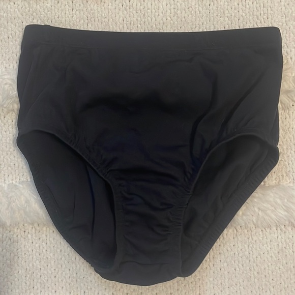 Spiritwear cheerleading athletic shorts panties black nylon size Medium AM Small - Picture 1 of 5